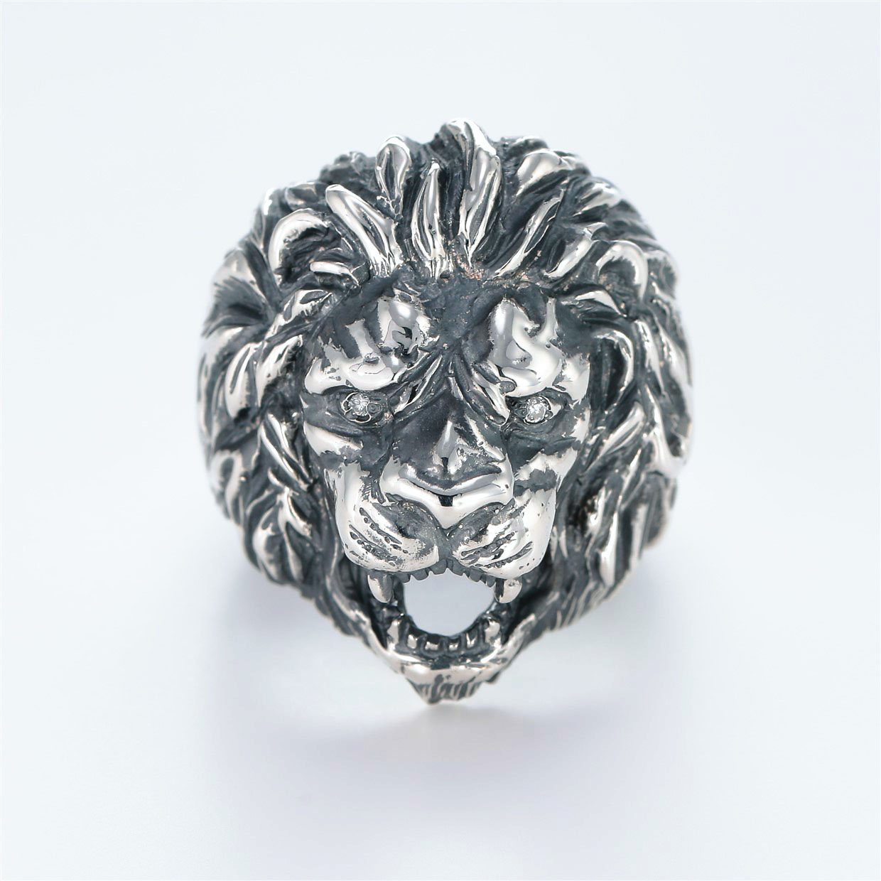 宝石ダイヤモンドを使ったアニマルのデザインが特徴的な銀風指輪の商品写真です。型番：GP101001-01 画像その1