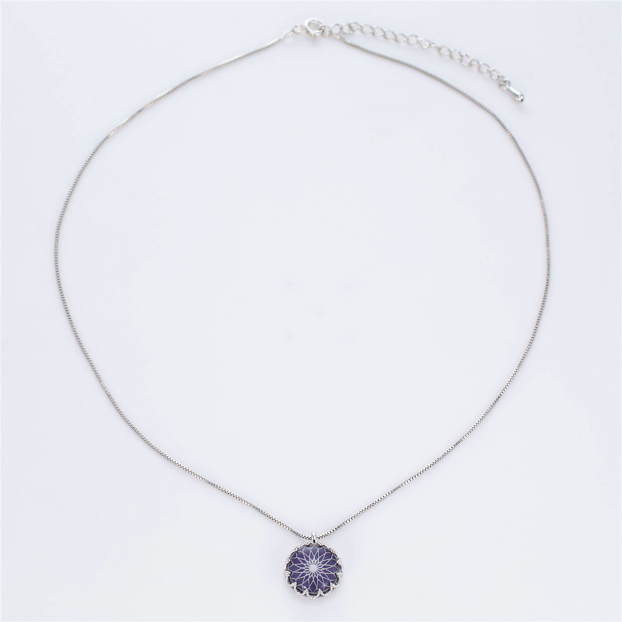 宝石クォーツ・水晶を使った和風のデザインが特徴的な和の彩ネックレス/ペンダントの商品写真です。型番：CR201019-01~05 画像その1