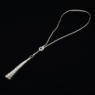和の彩　金銀糸ネックレス/ペンダントの商品写真です。型番：658-923 画像その1