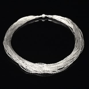 和の彩　金銀糸ネックレス/ペンダントの商品写真です。型番：659-082 画像その1