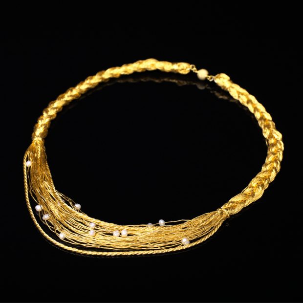 宝石パール(真珠)を使った和の彩　金銀糸ネックレス/ペンダントの商品写真です。型番：658-908 画像その1