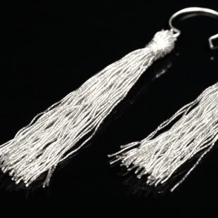 和の彩　金銀糸ピアスとイヤリングの商品写真です。型番：658-943 画像その2