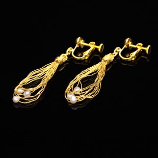 和の彩　金銀糸ピアスとイヤリングの商品写真です。型番：658-944 画像その3